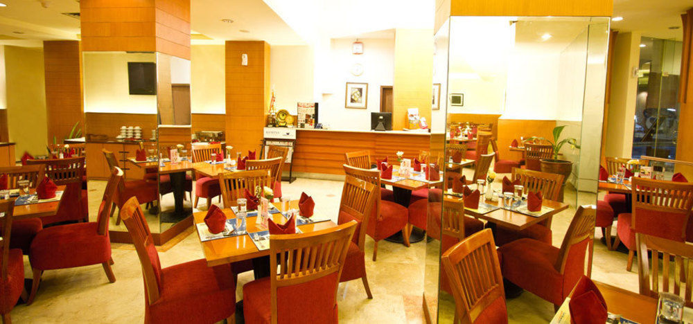 Hotel Bisanta Bidakara Tunjungan Surabaya Ngoại thất bức ảnh